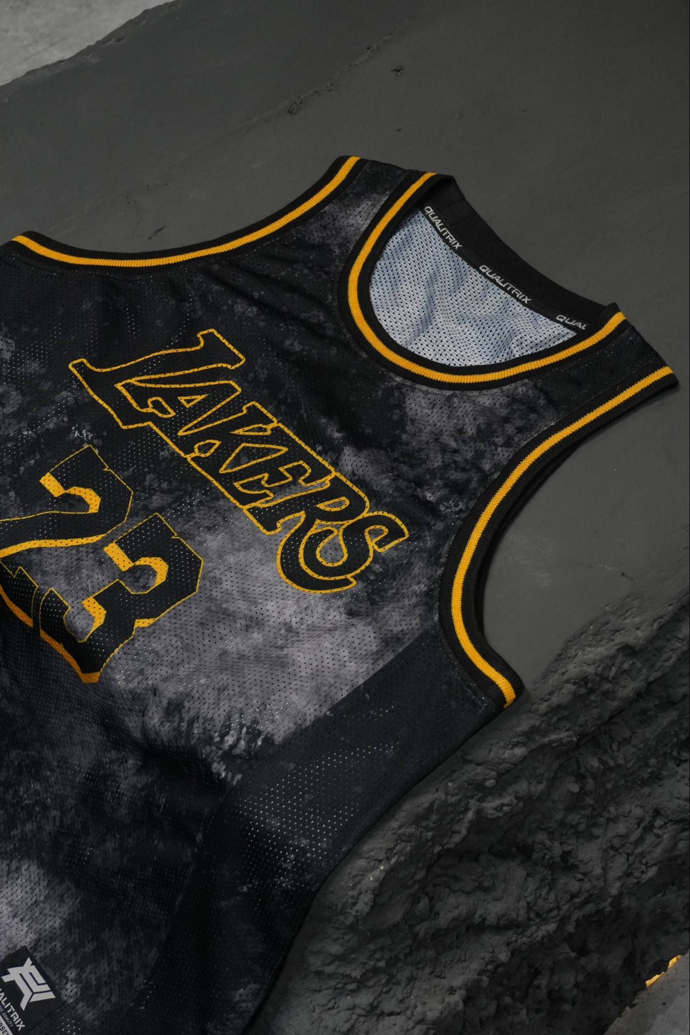 LAKERS ACID WASHED MESH JERSEY