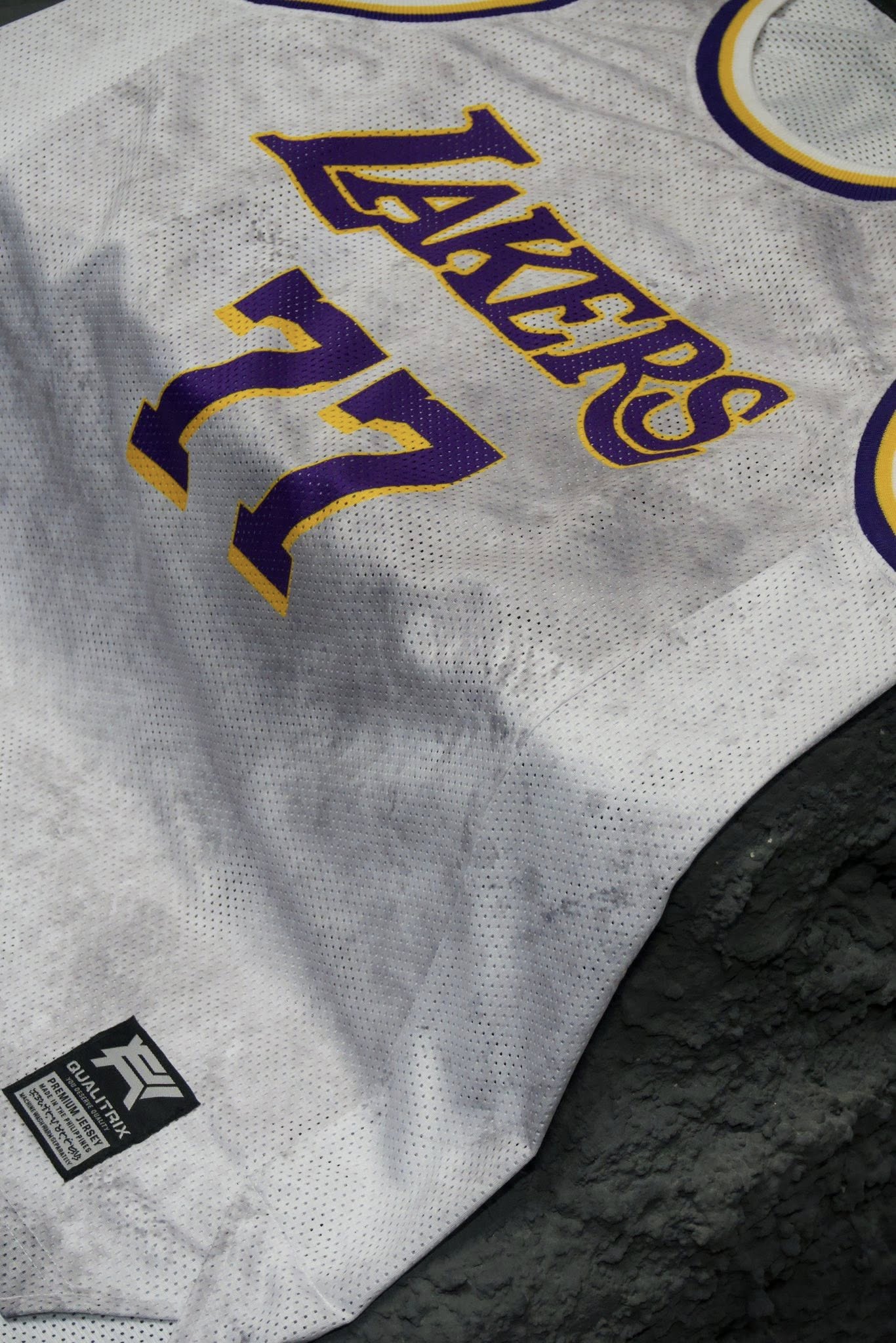 LAKERS ACID WASHED MESH JERSEY